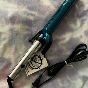BaByliss Blue Curling Iron